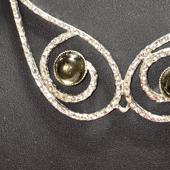 Cute Owl Eyes Rhinestone Necklace - Picture 2 of 3